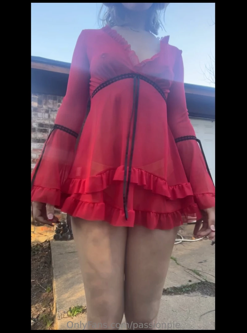 Happy sunday lovely pervs - - hoping it s not too chilly today i want part 4 