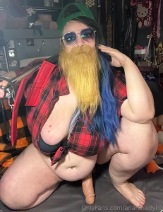 Very silly set with fake beard cause i am very silly part 5