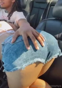 I love giving him road head