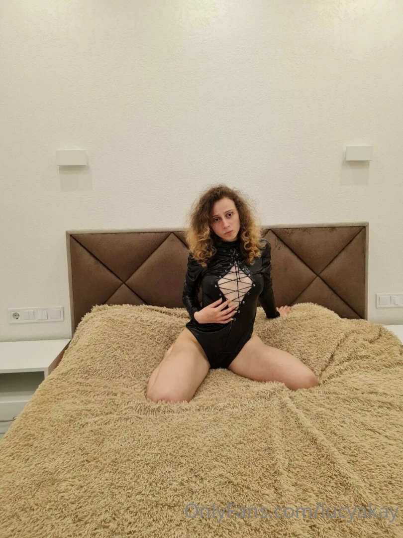 I bought a new big bed but it s so sad to lie here without you 