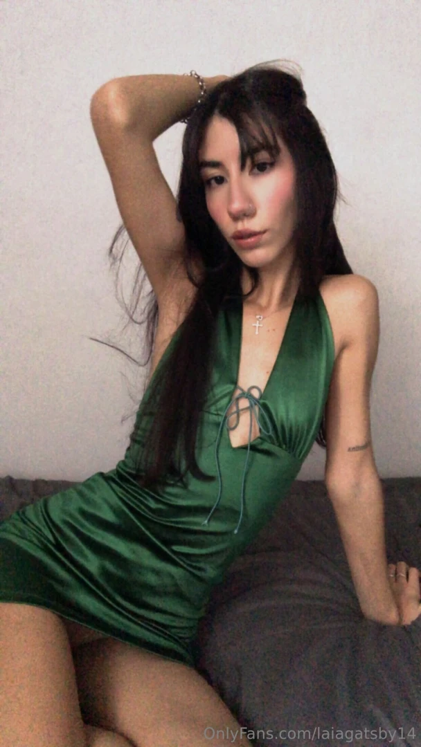 Green is the color of temptation and today i am dressed to make you 