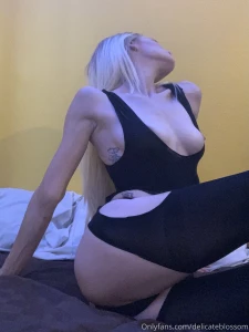 Ass and titties tip this post to show me your love baby i ll even do part 1