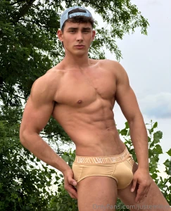 Nature called and i answered without clothes