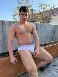 Bulge so hard even my briefs can t keep it a secret i ve got something