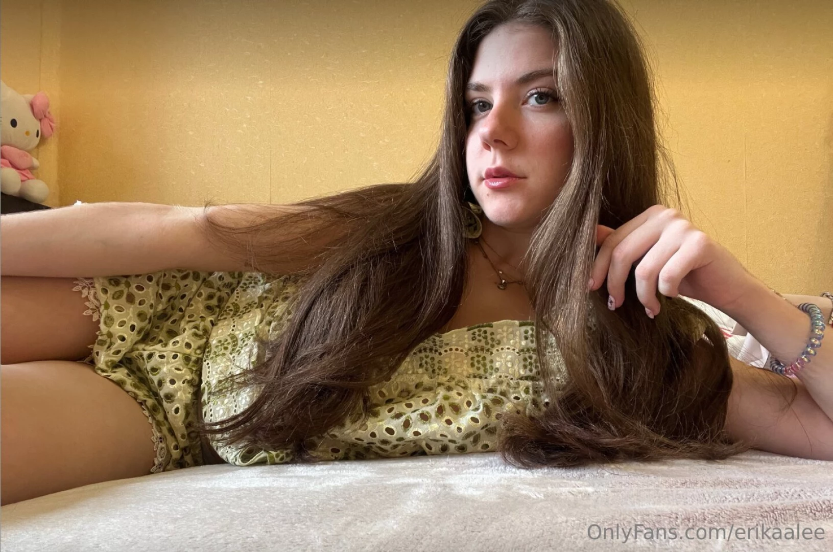 Cutie babe kitty_smile online now you won t regret following part 185 