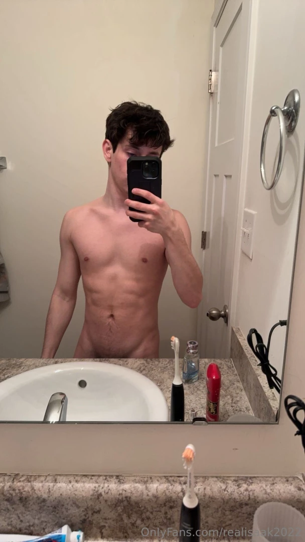 Realisaak2022 part 249703 