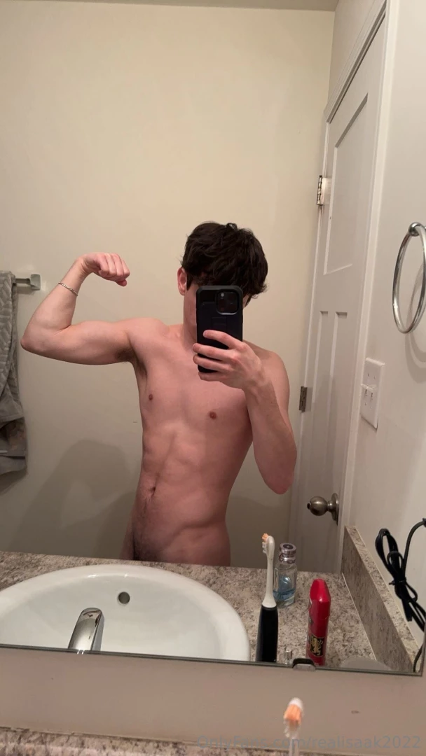 Realisaak2022 part 249705 