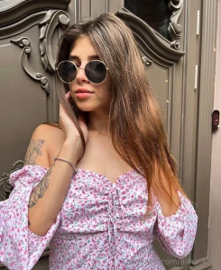 I m like the movie leon 1 look 1 heart maybe you re next