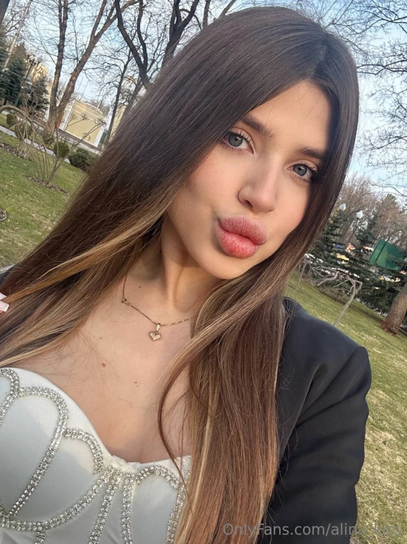 Cool breeze leaves rustling underfoot the air fresh and cool what s 