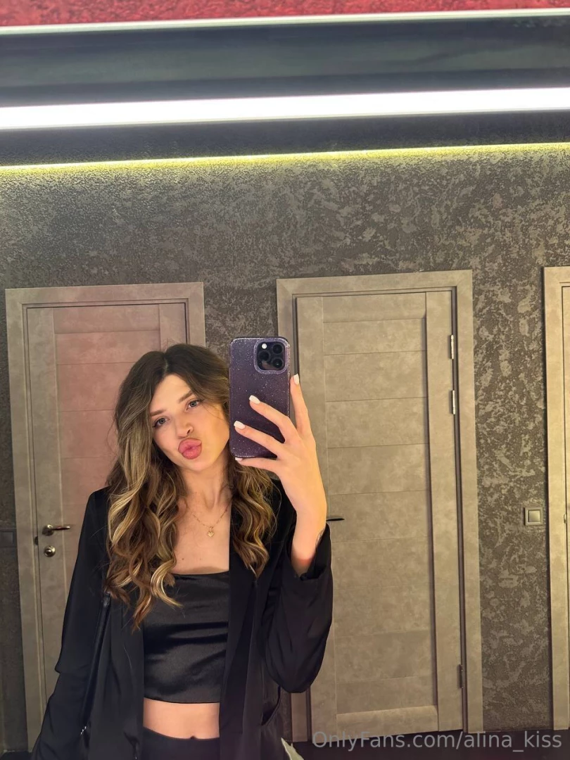 Beauty is something that does not lie on the surface it must be seen 