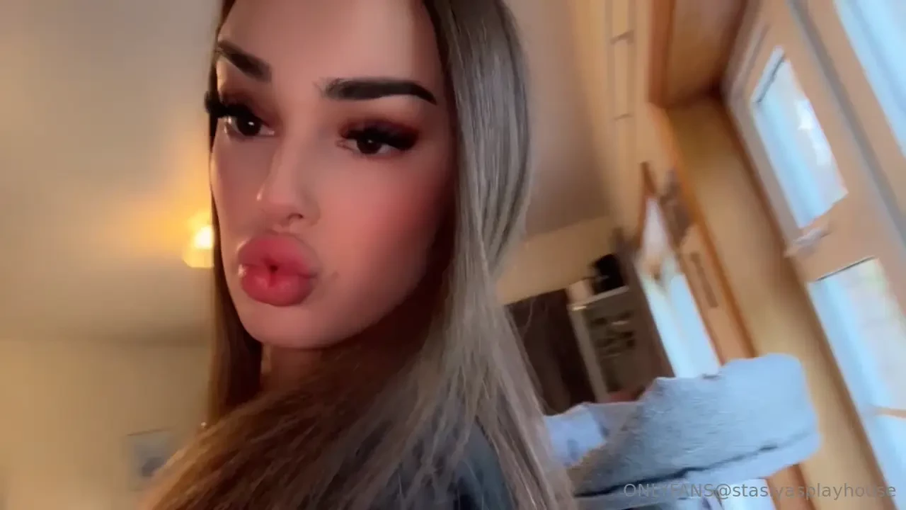 Can i be your trans girlfriend i ve been lonely recently 