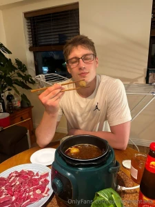 I bet i look even tastier than this food