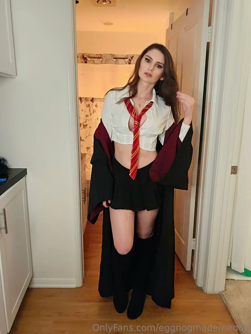 Love how this skirt shows off my legs i had to show you part 7 