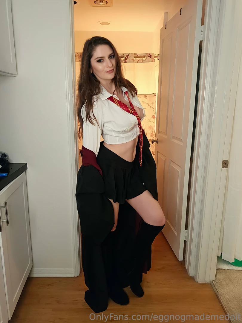 Love how this skirt shows off my legs i had to show you part 9 