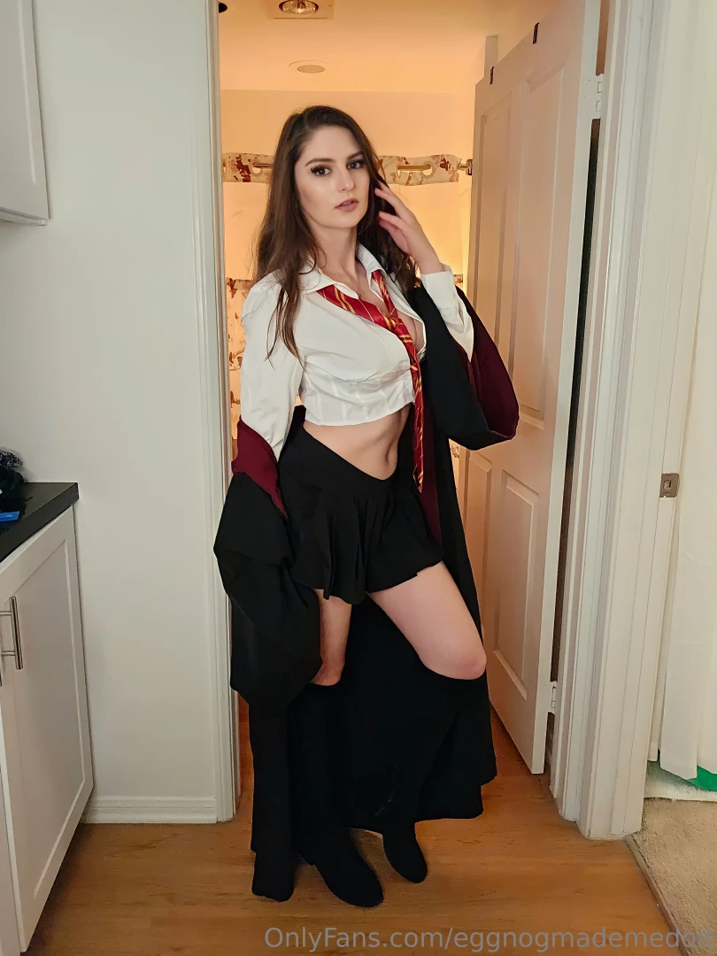 Love how this skirt shows off my legs i had to show you part 15 