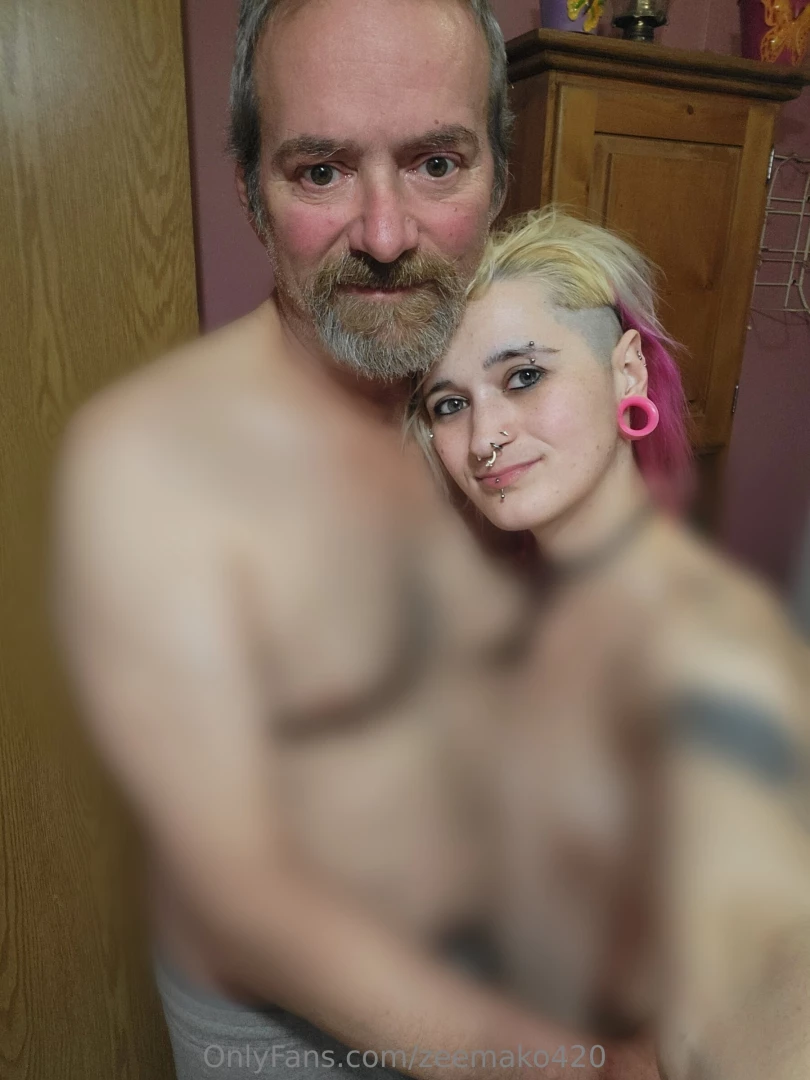 We are releasing new stuff on zee_mako420 subscribe now and see all my 