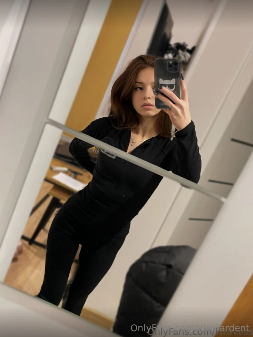 Free free free at first glance a petite and cute girl kiravoss but in part 39 