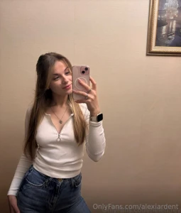 Cutie grace_luna loves getting her little pussy kneaded this angel part 84