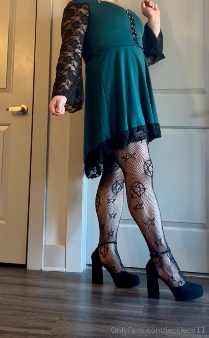 Serving spells and sass in this green witchy dress feel sexy once part 1 