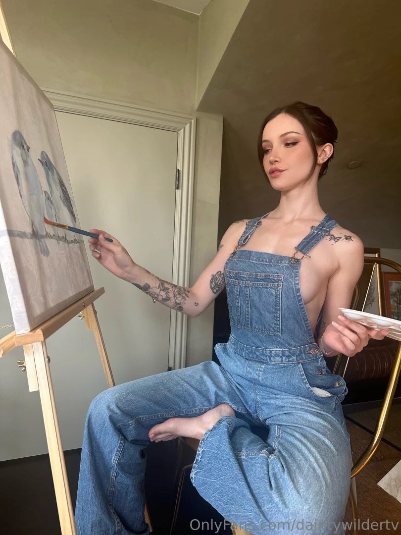 The artist swipe to see my masterpiece dm me arthoe on my vip page to part 2 