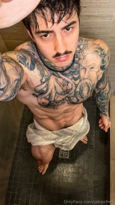 Shower selfie join me jakipz onlyfans com jakipz