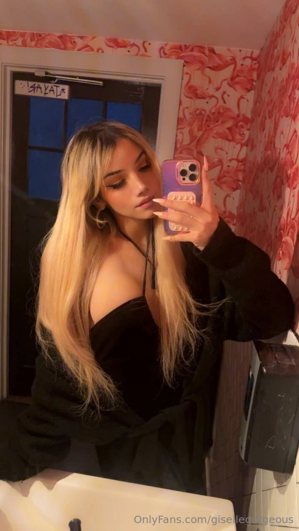 Was feeling myself in the bathroom part 2 