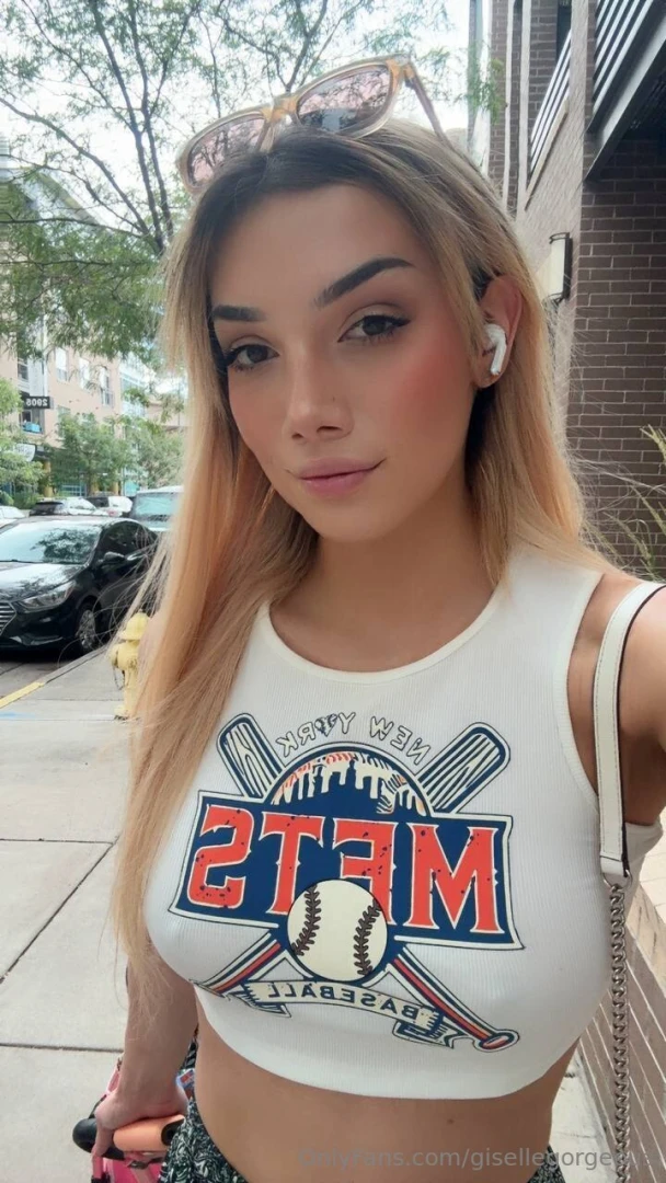 Hot amp sweaty but do i still look cute 