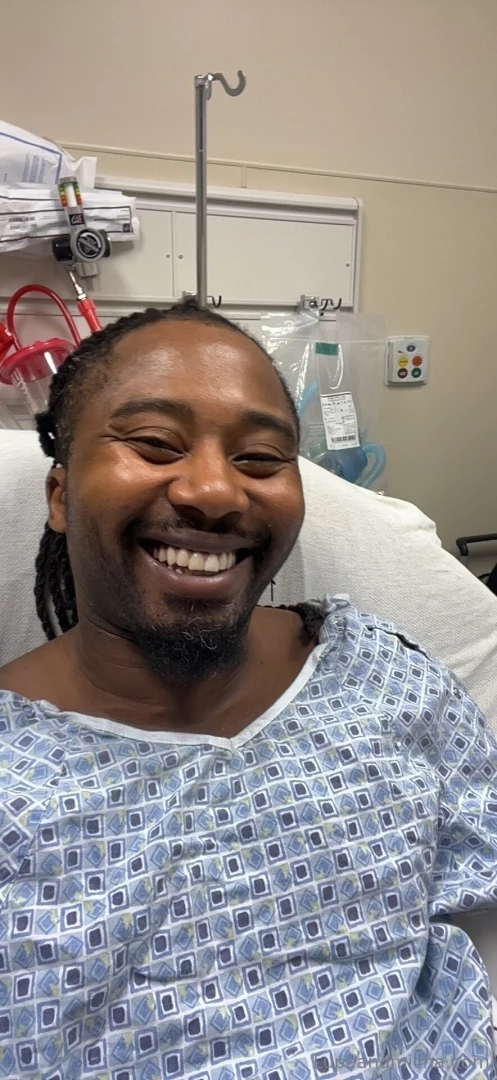 Lupe was in the hospital yesterday we thought he had a broken leg but part 1 