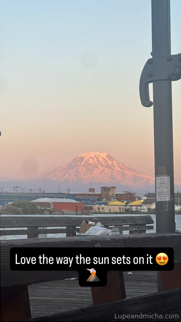 A few pics from seattle definitely more to come babes part 1 