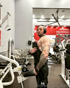 Just about to break 200 lbs part 1