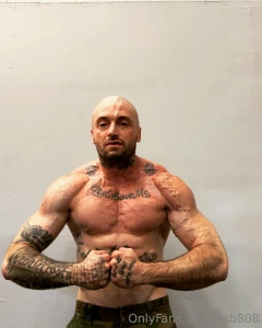 Shoulders and traps