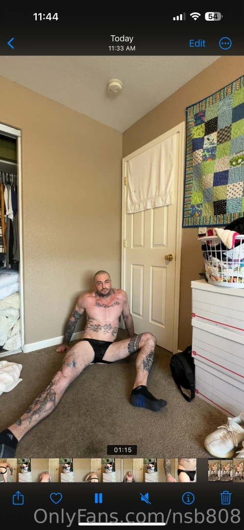 Cum get son a little bit stoned in this pic lol 