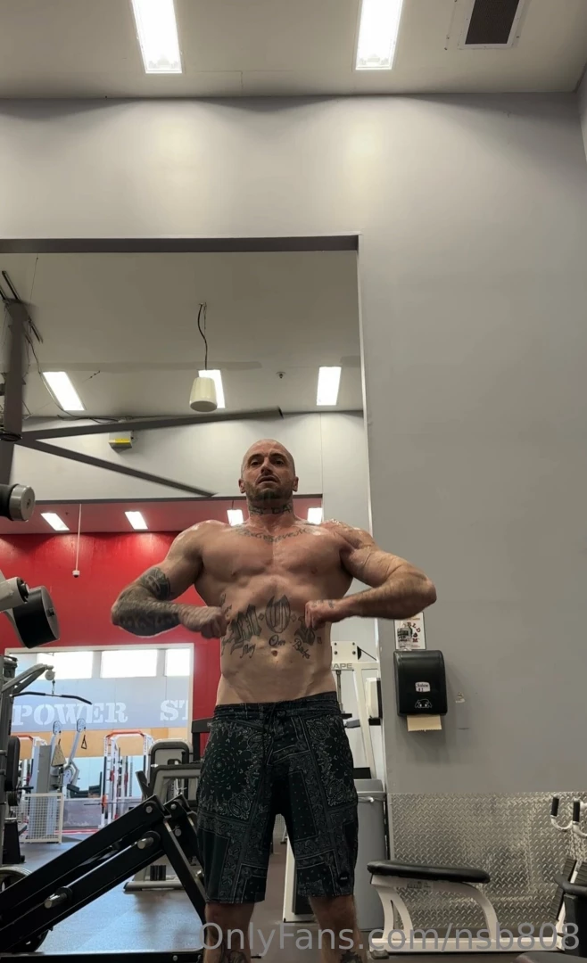 Todays post workout poses part 3 