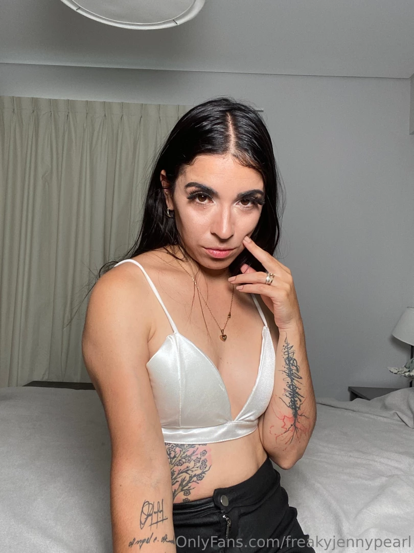 You know you don t need to be shy around me right 