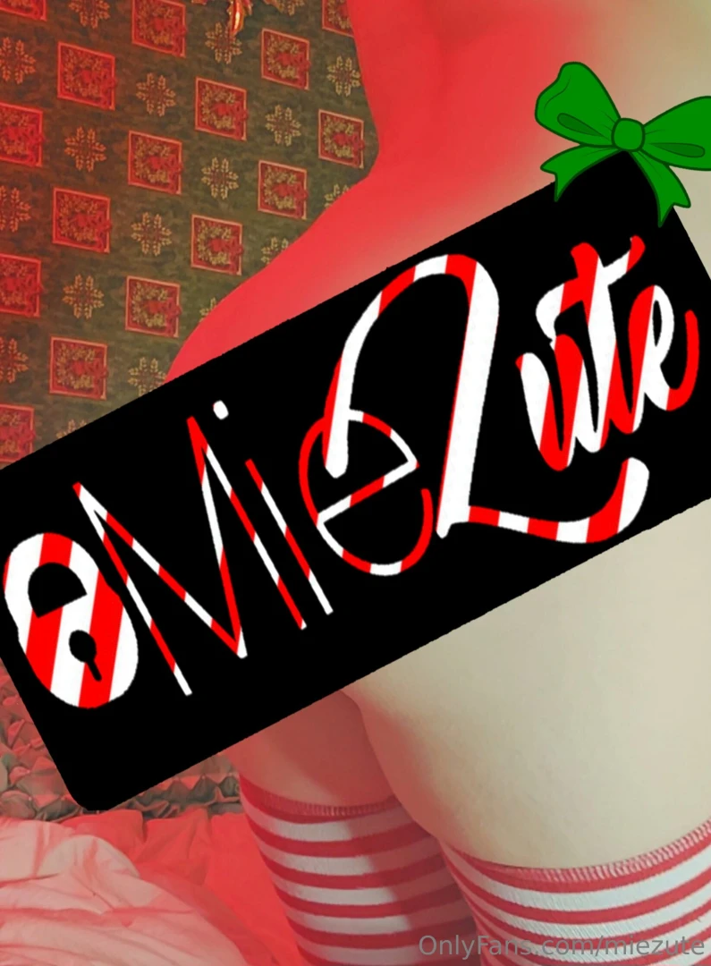 13 days of christmas part 11 for my ass lovers showing off and 