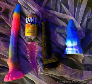 Happy friday new year new toys 4 brand new fetish dildos thought i d