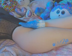 Happy friday honestly i think my dream would be to be taken by a bunch