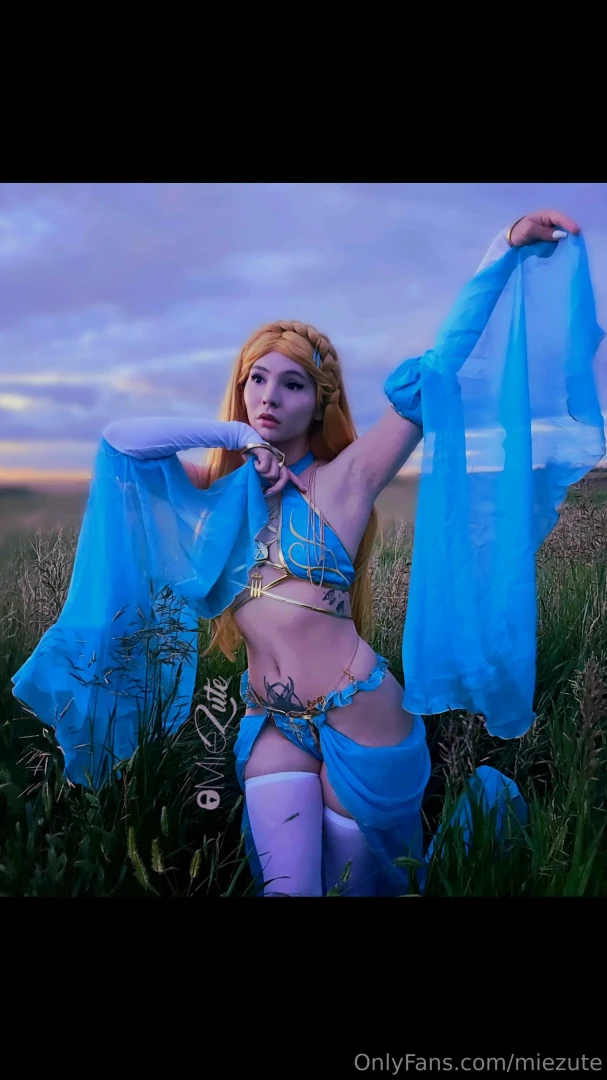 New cosplay alert princess zelda inspired cosplay what do you think 