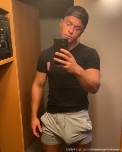 I bet you re undressing me in your mind now