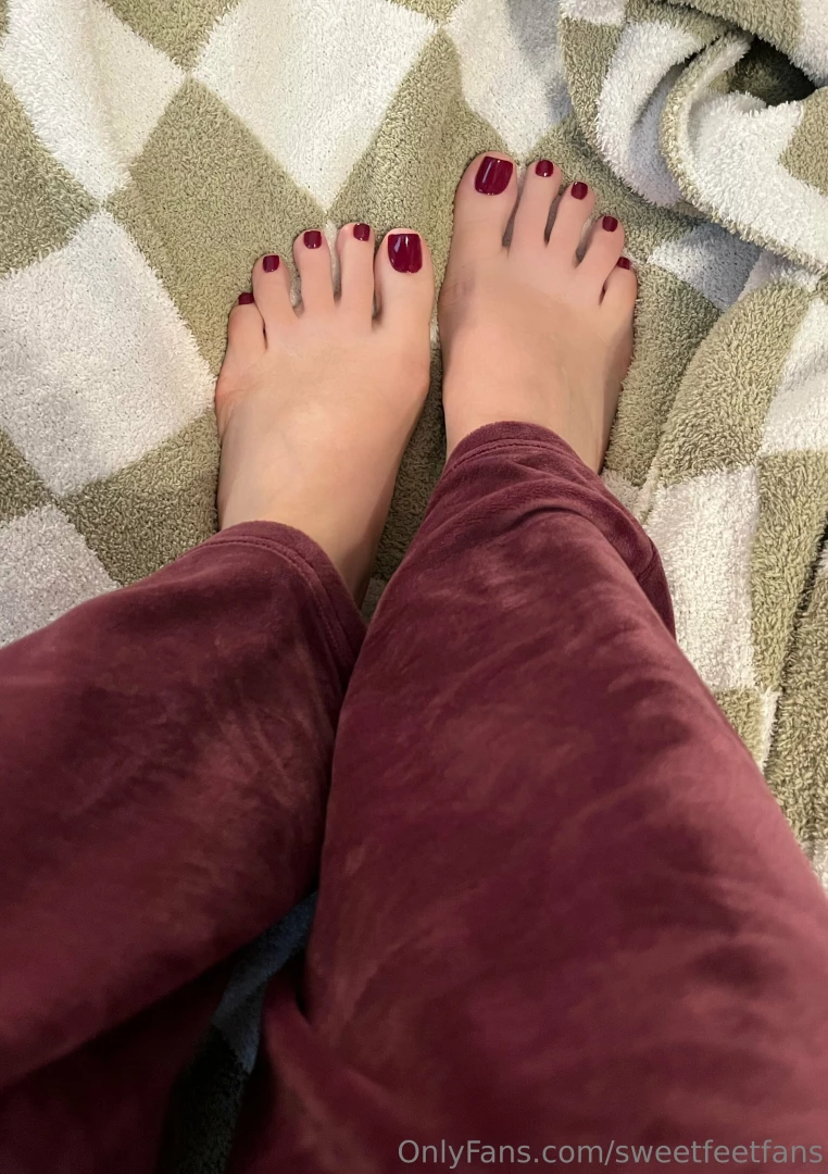 New pedi color coming soon xoxo - j 
