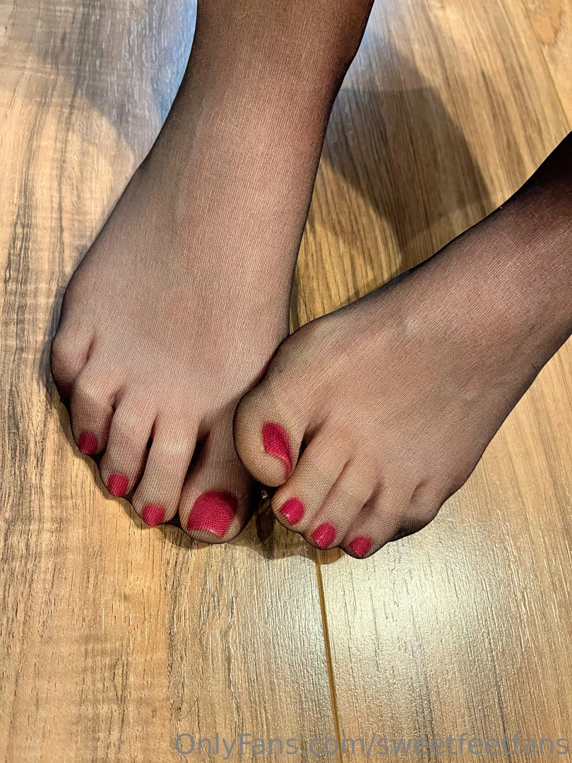 After a week of daily video dms i thought we could use some pics here part 1 