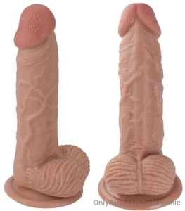 Who ever buys me this will receive a video of me sucking and fucking