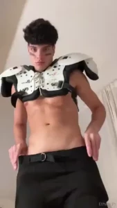 Happy halloween i have something sweet for you