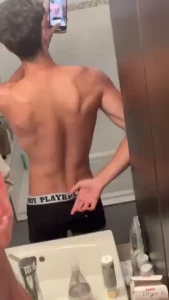 Feel like having my ass ate tonight