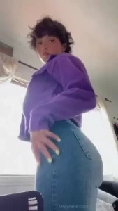 She is a famous girl who does not like to have many partners she goes