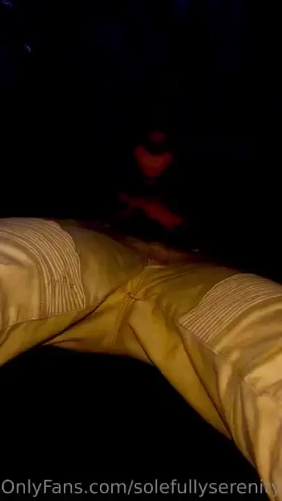 My man barely can get his dick sucked from me but i let strangers nut 