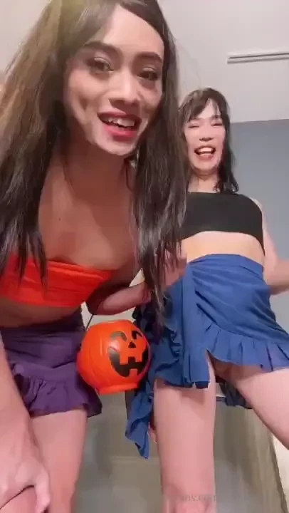 Wanna suck my candy stick suck me good and i ll have sweet juicy cum 