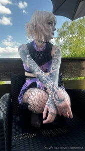 Can i squat like this on your d