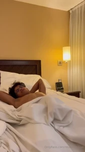 Look his 11 4 inches should i collab with him omg teofimo_lopez should part 17