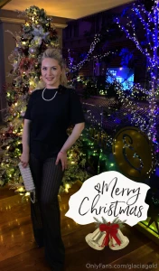 I wish you a merry christmas my dear may this day bring you lots of